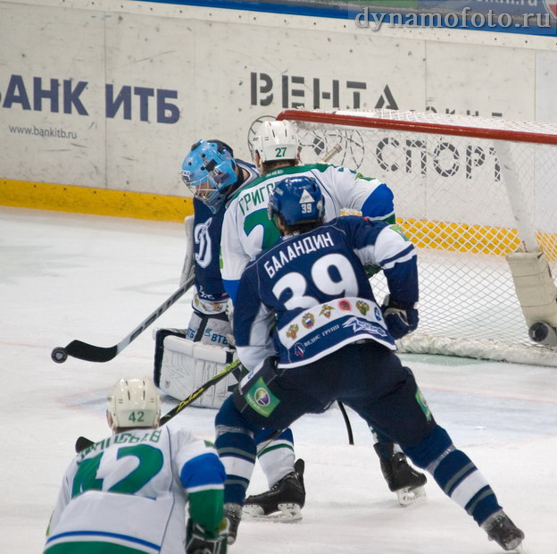 03/11/2010 Динамо - Салават Юлаев (2-4)
