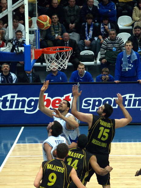 08/03/2007 Баскетбол, Лига Европы. Динамо - Арис (Греция) (71-69)